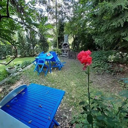 Romantic Eco Holiday Ferienhaus Hradišťko