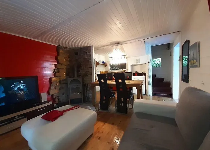 Romantic Eco Holiday Holiday home Hradistko (Prague-West)